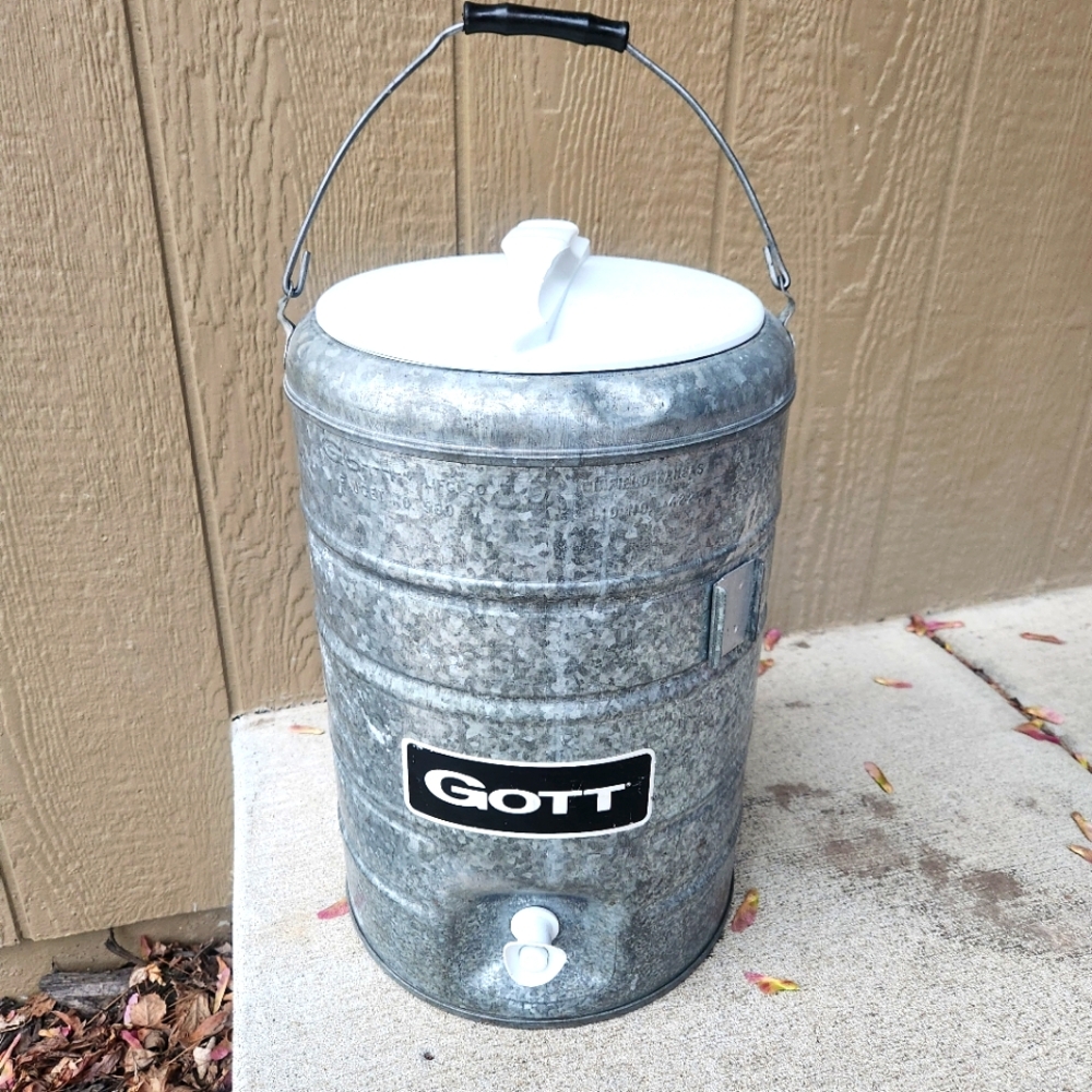 Vintage Gott 3 Gallon Galvanized Water Cooler with White Lid